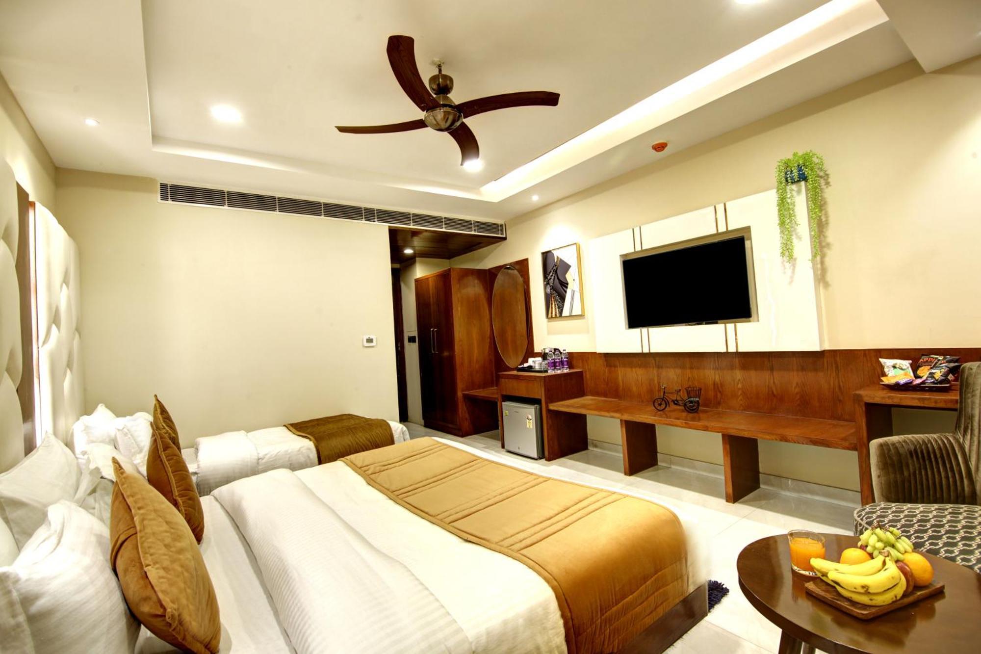 The Leena Interntional-traveller's Choice Winner 2025 Hotel 4*