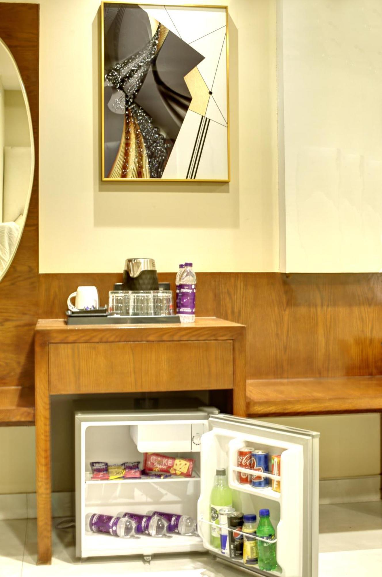 Hotel The Leena Interntional-traveller's Choice Winner 2025 4*